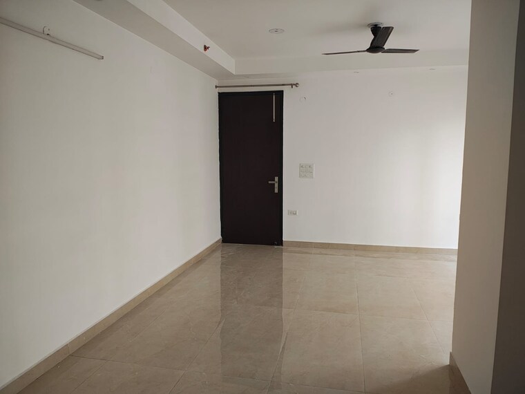 Room, dasnac-burj 4 Bedroom 3300 Sq.Ft. Apartment In Sector 75 Noida 9638144