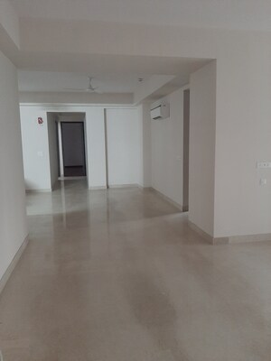 Room in 4 BHK Apartment at Dasnac Burj, Sector 75 – for Rent