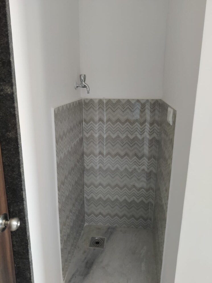 Bathroom, majiwada 1 Bedroom 517 Sq.Ft. Apartment In Majiwada Thane 9638168