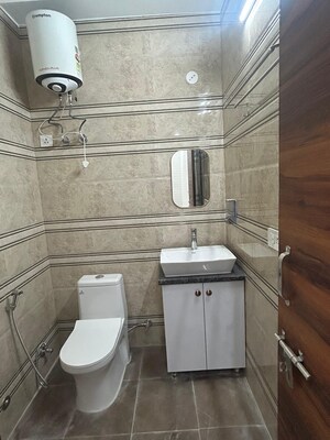 Bathroom in Studio Builder Floor at Sector 46 – for Rent