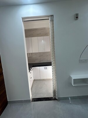 Furnished Amenities in Studio Builder Floor at Sector 46 – for Rent