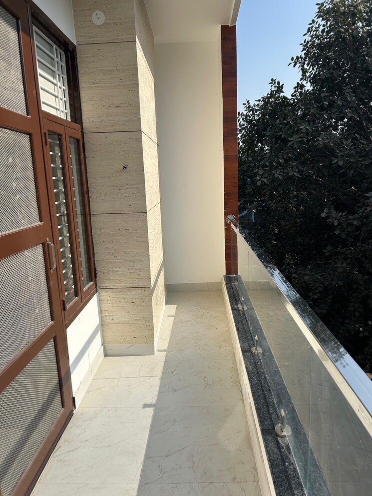 Balcony, sector 46 Studio 651 Sq.Ft. Builder Floor In Sector 46 Gurgaon 9638202