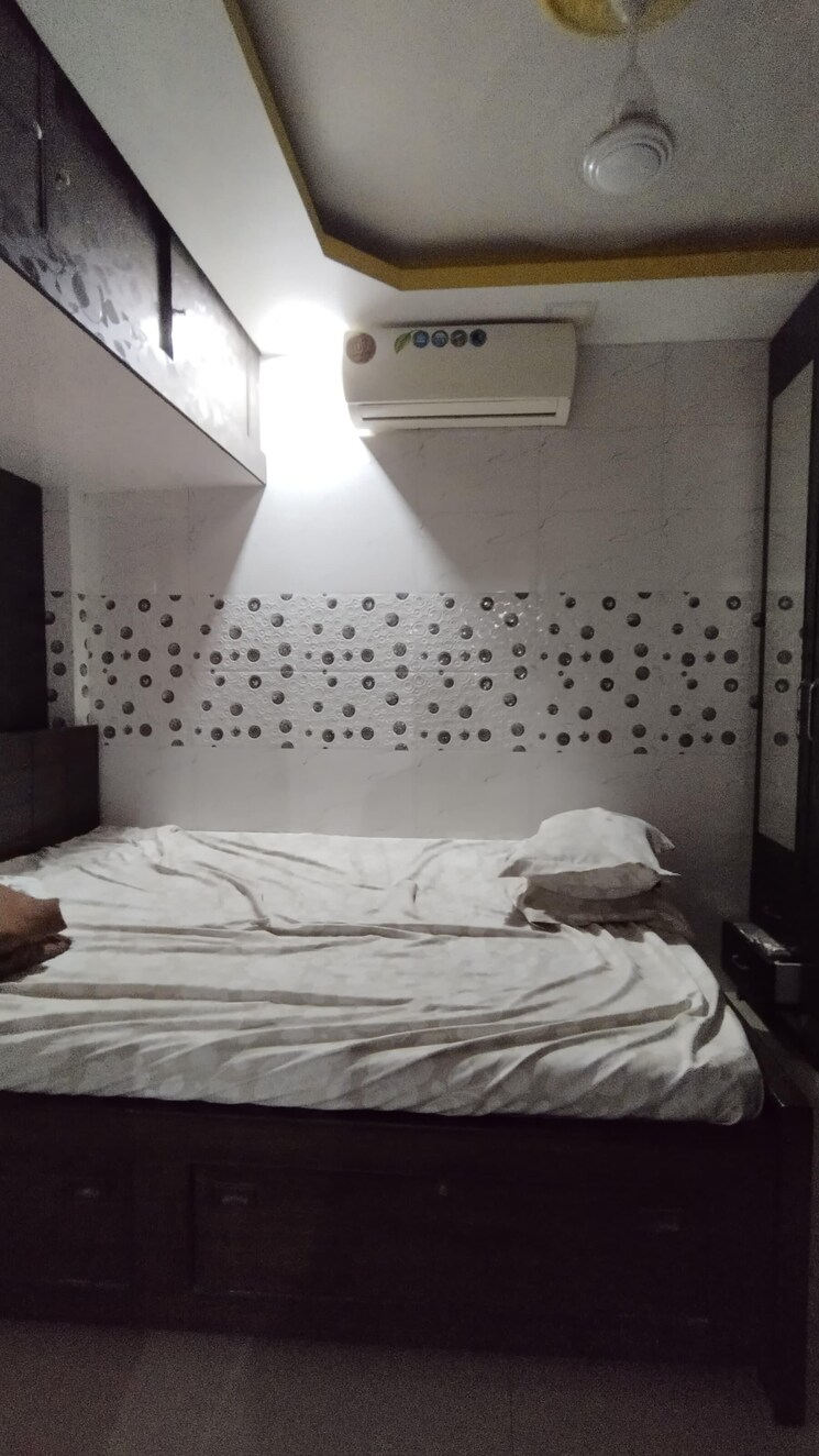 Bedroom, dharti-chs 1.5 Bedroom 650 Sq.Ft. Apartment In Malad West Mumbai 9638364