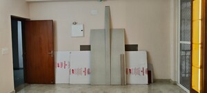 Room in 3 BHK Apartment at Amrapali Golf Homes, Sector 4 Greater Noida – for Rent