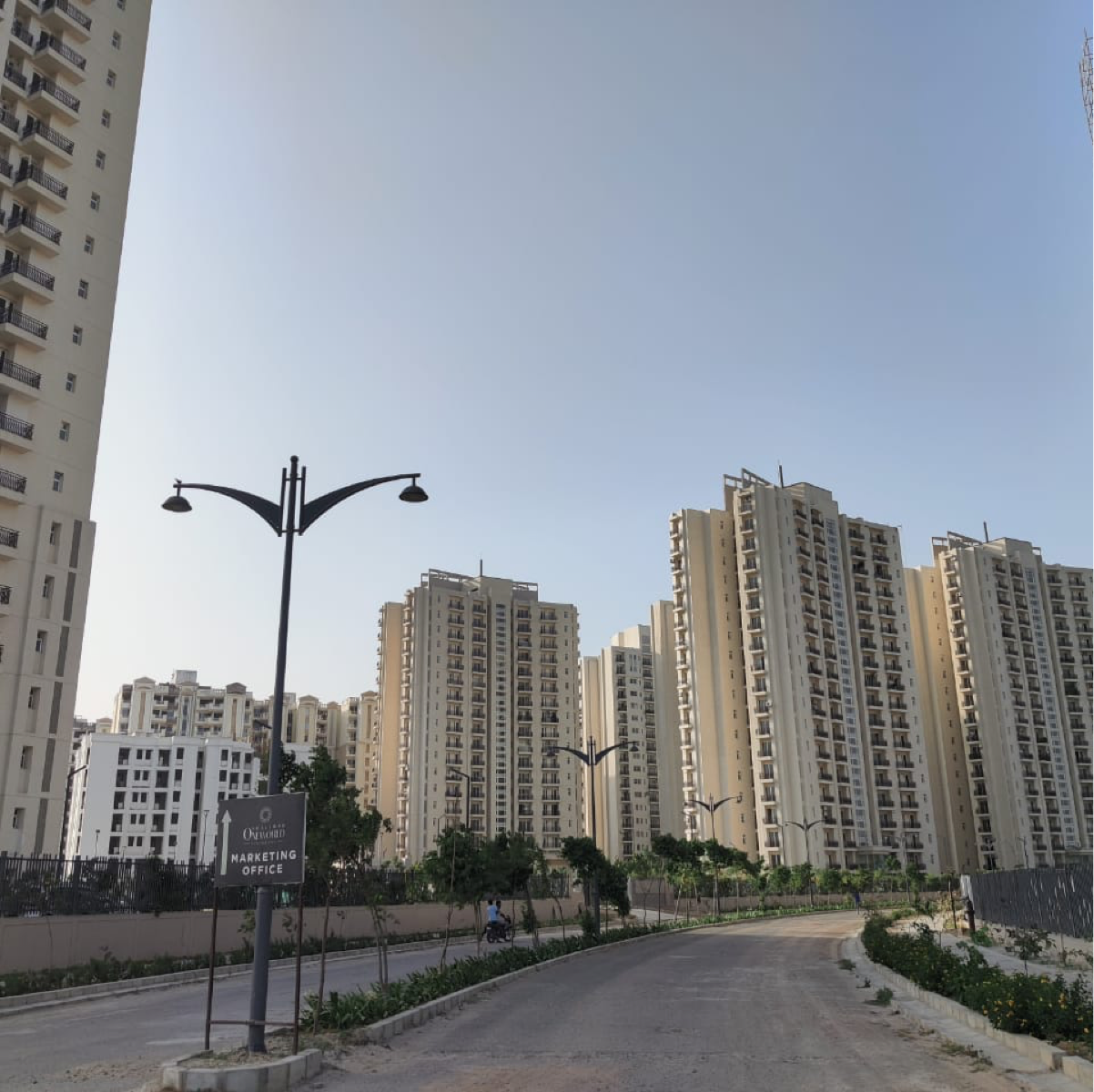 3.5 BHK + Servant Room 1830 Sq.Ft. Apartment in Shalimar Oneworld Vista