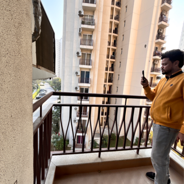 Balcony in 3.5 BHK Apartment at Shalimar Vista, Malesemau – for Sale