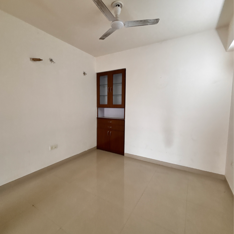 Room, shalimar-vista 3.5 Bedroom 1830 Sq.Ft. Apartment In Malesemau Lucknow 9638421