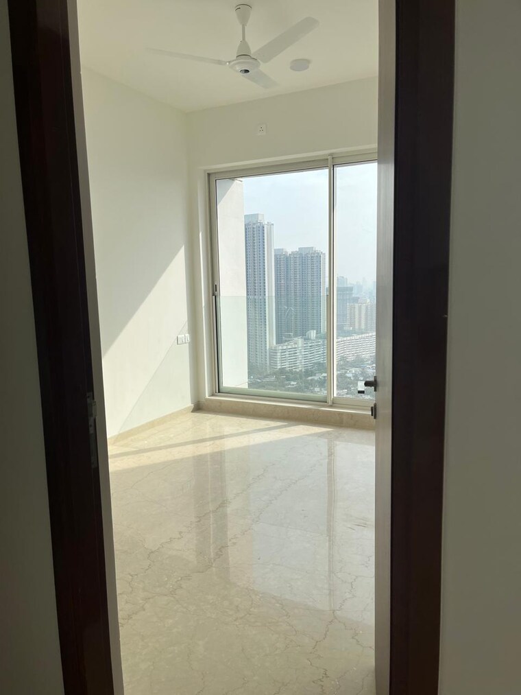 Room, courtyard-by-narang-realty-and-the-wadhwa-group 2 Bedroom 840 Sq.Ft. Apartment In Pokhran Road No Two Thane 9638427