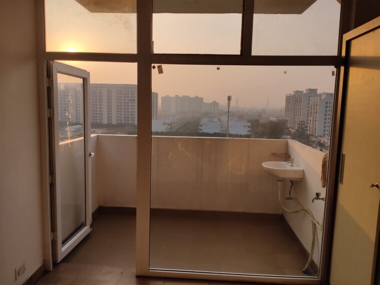 Kitchen, tulip-lemon 2 Bedroom 526 Sq.Ft. Apartment In Sector 69 Gurgaon 9638450