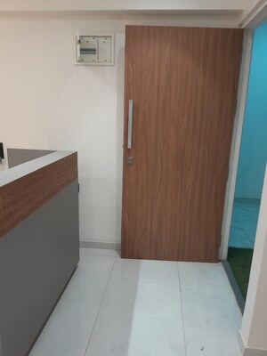 Room in  Office Space at Nootan Center Point, Kandivali West – for Sale