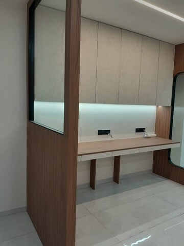 Room in  Office Space at Nootan Center Point, Kandivali West – for Sale