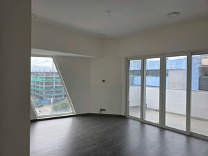 Room in 3 BHK Apartment at Naiknavare Eminence Saga, Viman Nagar – for Sale