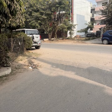 Parking in 4 BHK Independent House at Palam Vihar Residents Association, Palam Vihar – for Sale