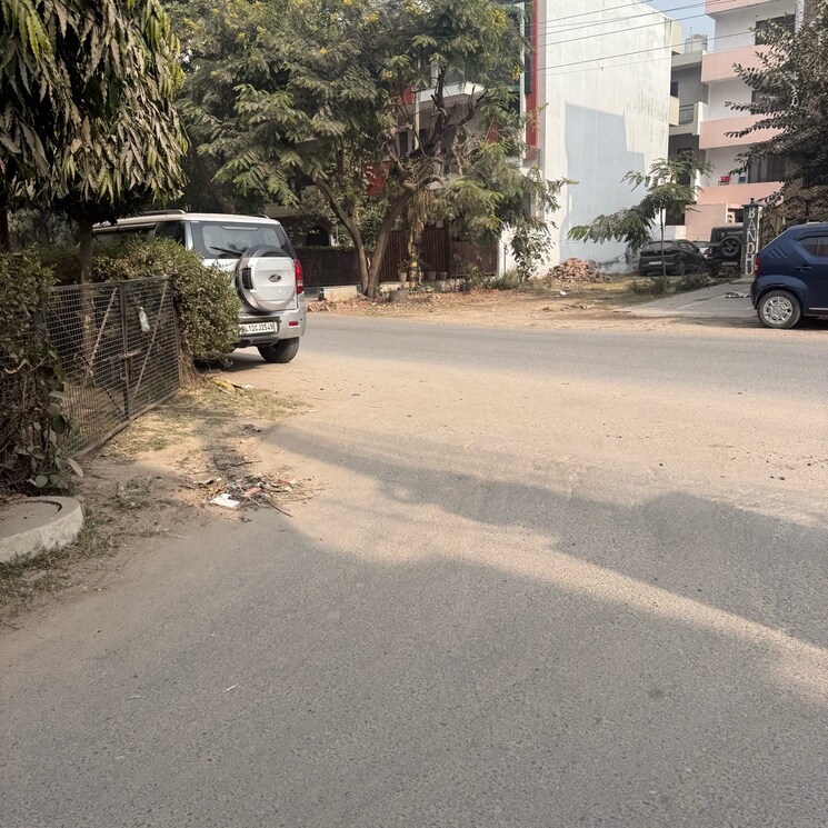  Parking, palam-vihar-residents-association 4 Bedroom 173 Sq.Yd. Independent House In Palam Vihar Gurgaon 9638472