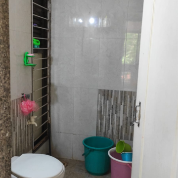 Bathroom in 2.5 BHK Apartment at Teenmurty Summit, Devala Pada – for Sale