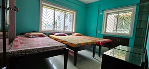 Room in  Pg at Madurdaha Hussainpur – for Rent