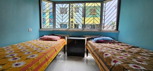 Room in  Pg at Madurdaha Hussainpur – for Rent