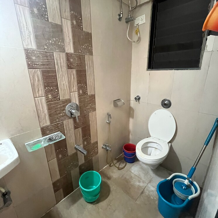 Bathroom, national-park-view 2.5 Bedroom 684 Sq.Ft. Apartment In Kulupwadi Mumbai 9638493