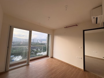 2 BHK Apartment For Sale in Indiabulls One Indiabulls, Pokhran Road No Two