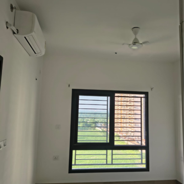 Room in 3 BHK Apartment at Sobha City Gurgaon, Babupur Village – for Rent