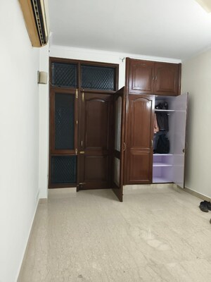 Furnished Amenities in 4 BHK Builder Floor at Boutique Residential Apartments A 3 2, Vasant Vihar – for Rent