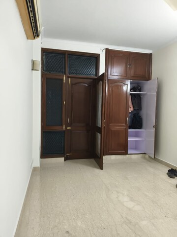 Furnished Amenities in 4 BHK Builder Floor at Boutique Residential Apartments A 3 2, Vasant Vihar – for Rent