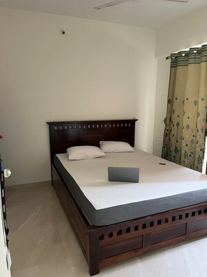 2 BHK Apartment For Rent in Lunkad Skylounge, Kalyani Nagar