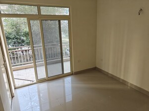 Room in 2 BHK Apartment at Conscient Habitat 78, Sector 78 – for Sale
