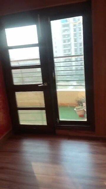 Room in 3 BHK Builder Floor at Amolik Residency, Sector 86 – for Sale