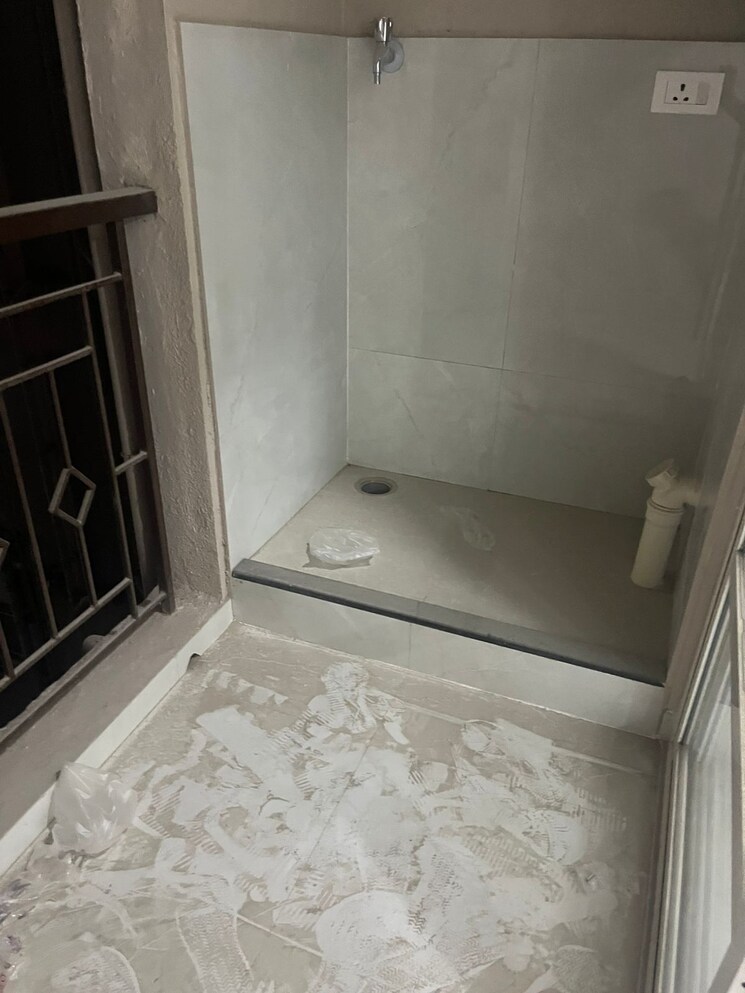 Bathroom, nyati-era 2 Bedroom 809 Sq.Ft. Apartment In Dhanori Pune 9638629