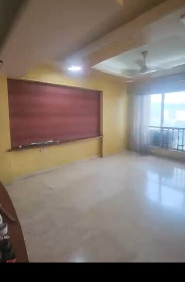 Bedroom in 2 BHK Apartment at Hiranandani Meadows, Manpada – for Rent