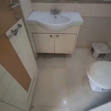 Bathroom in 2 BHK Apartment at Hiranandani Meadows, Manpada – for Rent