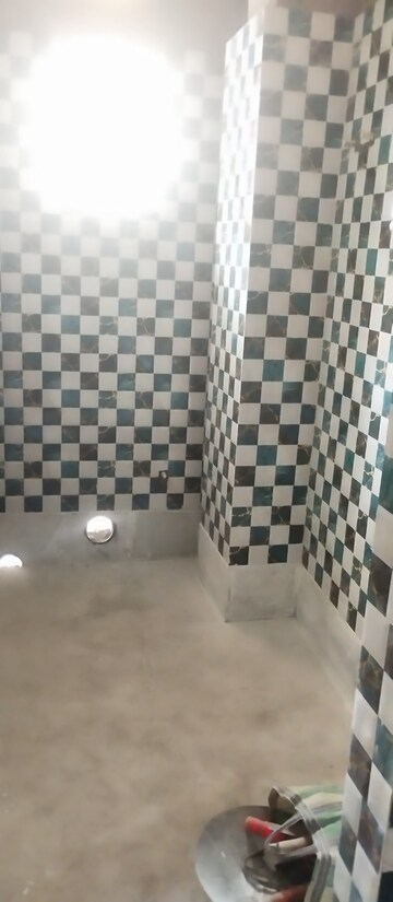 Attached Bathroom in 2 BHK Apartment at Kolkatta Gpo – for Sale