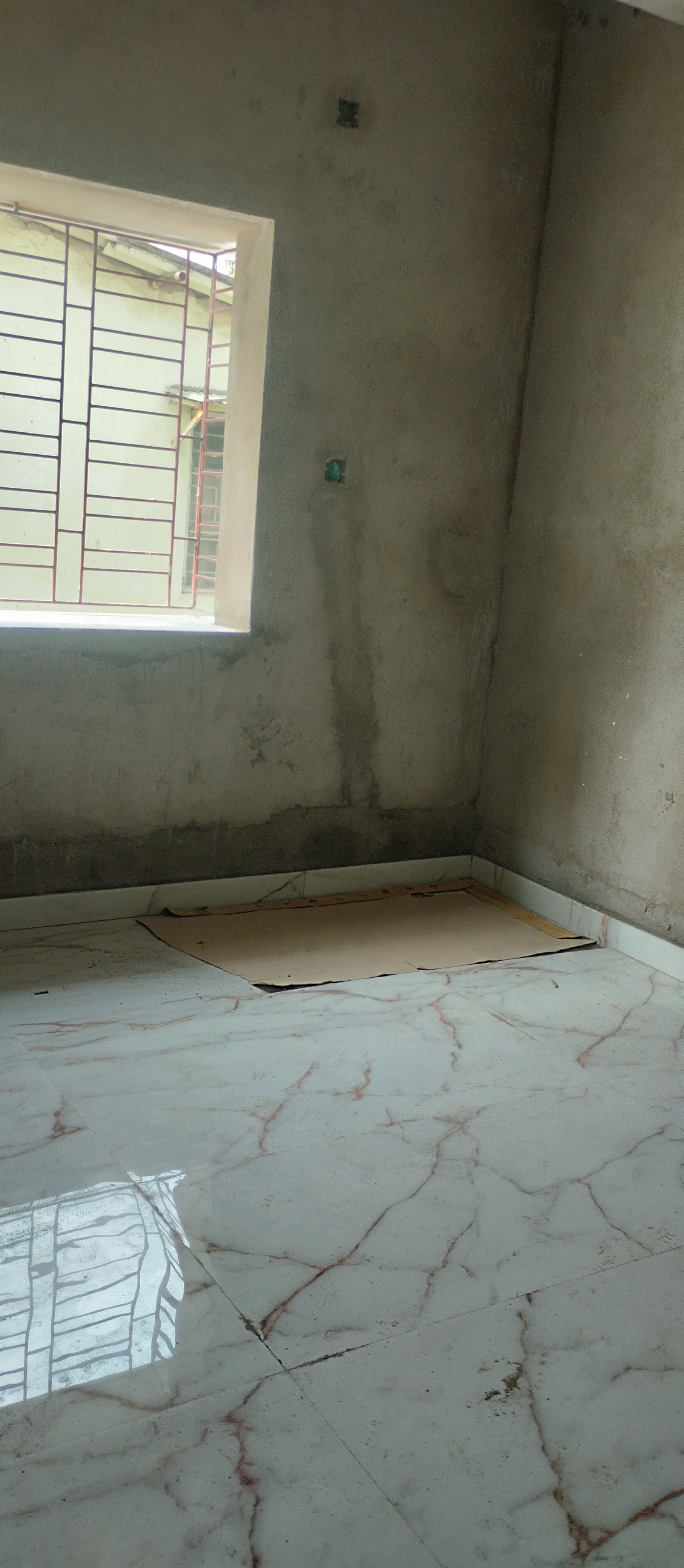 2 BHK + Extra Room Apartment For Sale in Prapty Apartment 