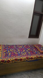 1 Rk  300 Sq.Ft. Builder Floor in Lajpat Nagar I