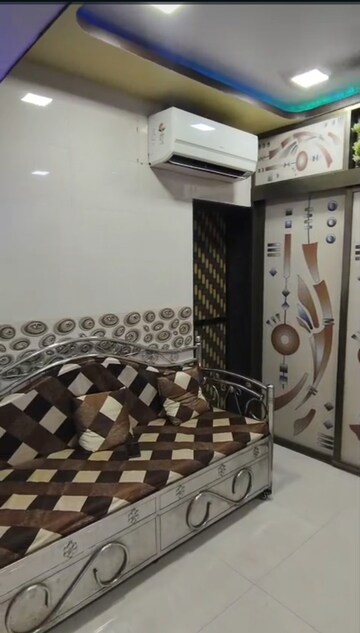 1 RK Apartment – Exterior View View at Star CHS Prabhadevi, Prabhadevi - for Rent