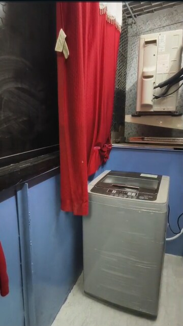 Furnished Amenities in 1 RK Apartment at Star CHS Prabhadevi, Prabhadevi – for Rent