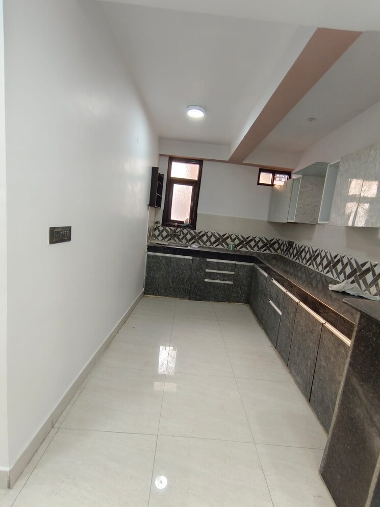Kitchen, budget-homes-2 2 Bedroom 650 Sq.Ft. Builder Floor In Sector 73 Noida 9638684
