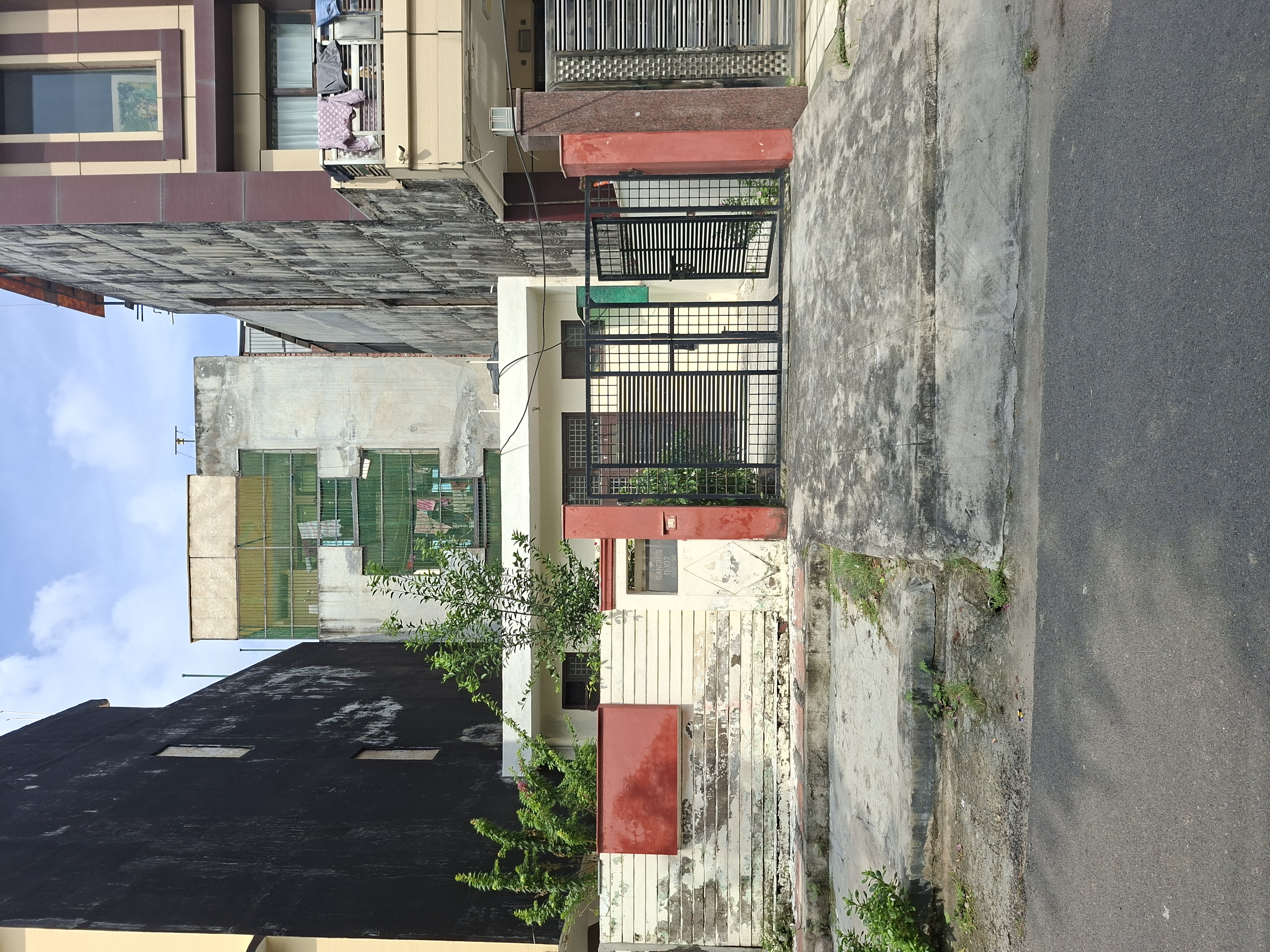 Plot For Sale in RWA Apartments Sector 30