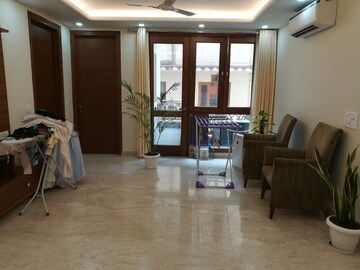 Living Room in 4 BHK Builder Floor at Kailash Colony – for Rent