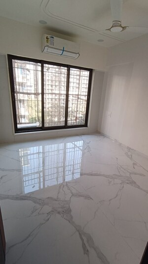 Room in 3 BHK Apartment at Shubham Athena, Ghatkopar East – for Rent