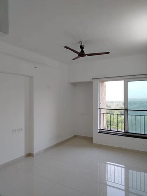 Bedroom in 2 BHK Apartment at Rustomjee Urbania Azziano, Thane West – for Rent