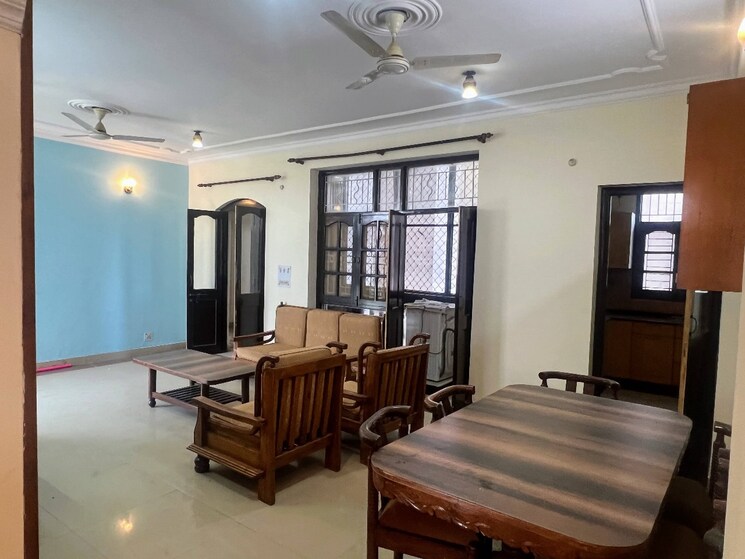 Living Room, divine-grace-housing-society 4 Bedroom 1900 Sq.Ft. Apartment In Omega Ii Greater Noida Greater Noida 9638788