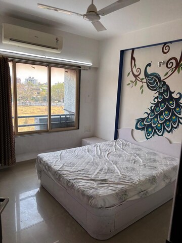Bedroom in 3 BHK Apartment at Ambawadi – for Rent