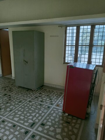 Room in  Pg at Vivekanandapuri – for Rent