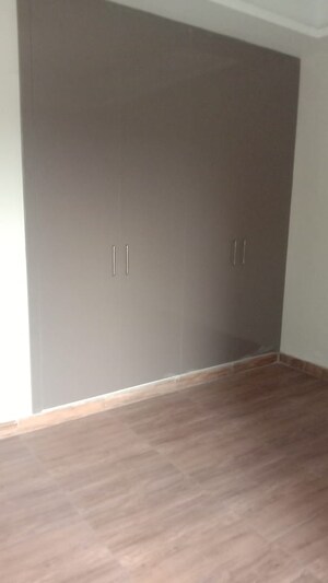 Room in 3 BHK Apartment at Truvae Fragrance, Siddharth Vihar – for Sale