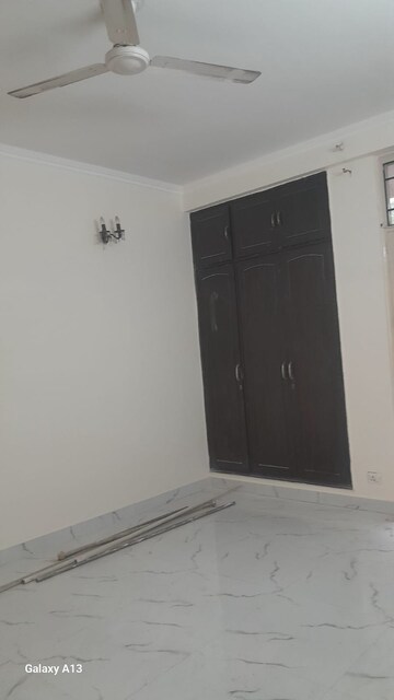Room in 3 BHK Builder Floor at Kohli One Malibu Town, Sector 47 – for Rent
