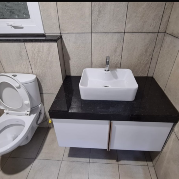 Bathroom in 2.5 BHK Apartment at Prestige High Fields, Financial District – for Rent