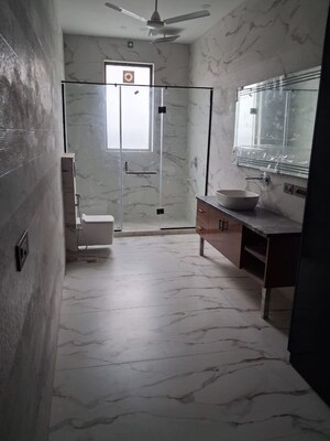 Bathroom in 6 BHK Villa at Vasant Kunj – for Sale