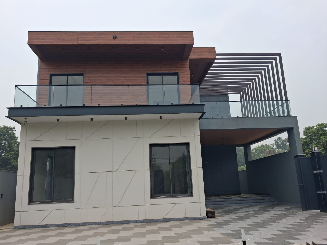 6 BHK Villa For Sale in 1000 Gaj Independent Hous